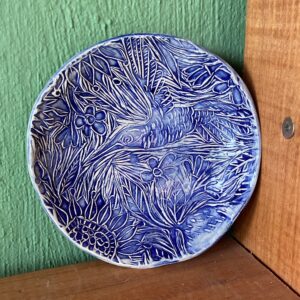 Medium Blue Round